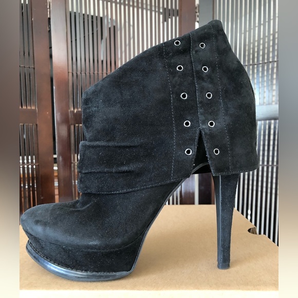 Guess by Marciano Black Suede Platform High Heel Ankle Booties size 8.5 - Picture 5 of 8